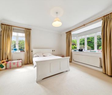 5 bedroom detached house to rent - Photo 4