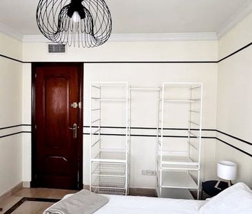 Calle Jaenar, Madrid, Community of Madrid 28043 - Photo 5