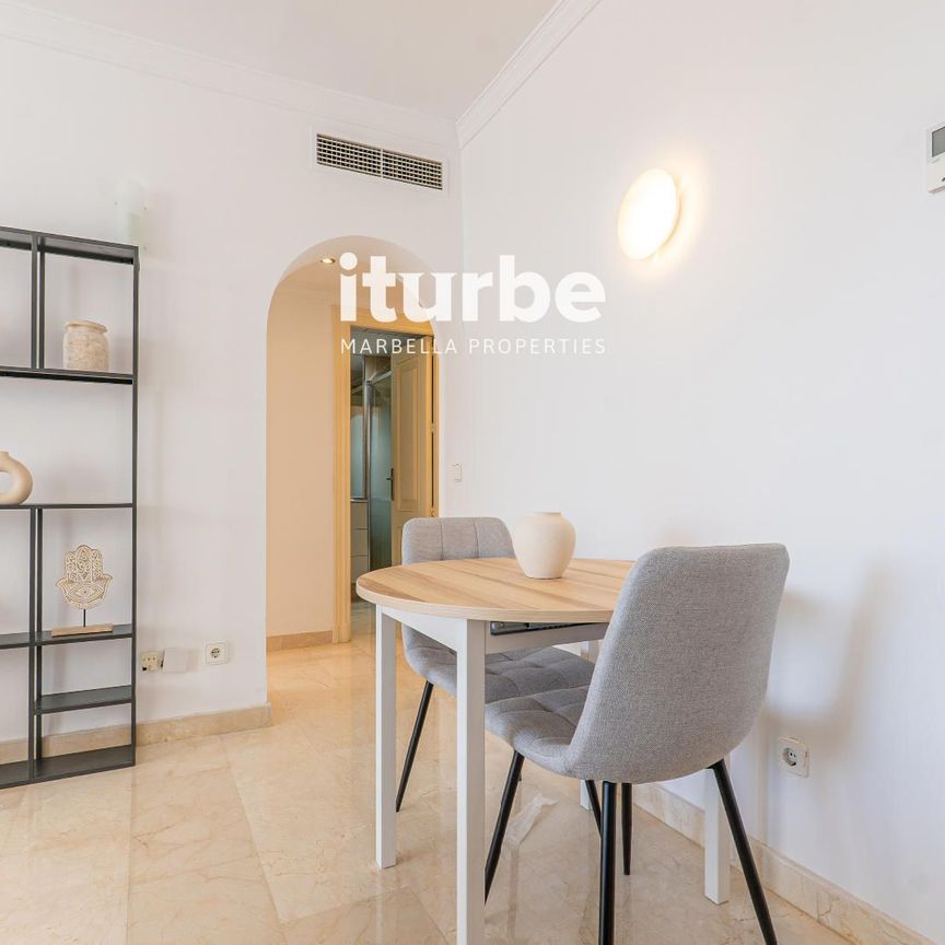 Piso de alquiler en Urbanización el Herrojo, 1, La Quinta - Photo 1