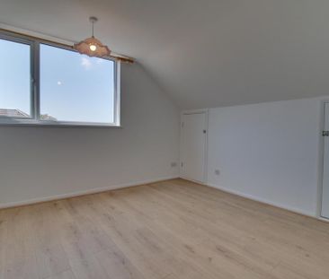 3 bedroom detached house to rent - Photo 5