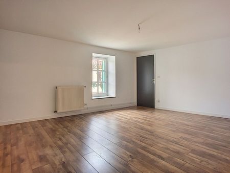 Appartement 4 pièces à Commercy - Photo 2