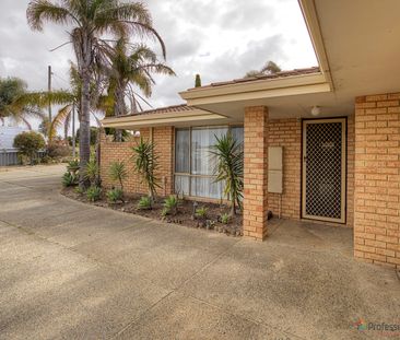 14a Emanuel Court, Marangaroo WA 6064 - Photo 2