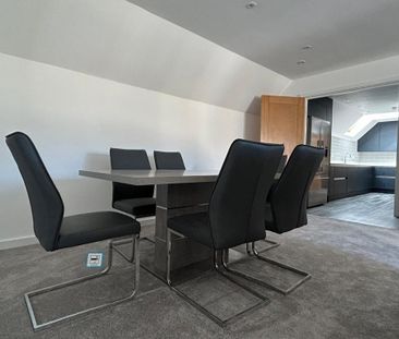 3 bedroom semi-detached house to rent - Photo 5