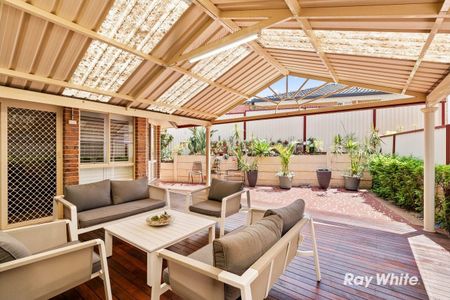 Family Dream Home in Prime School Catchment! - Photo 4