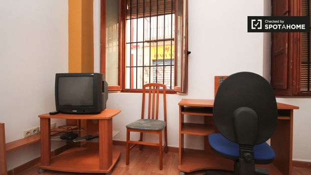 granada, Andalusia 18002 - Photo 1