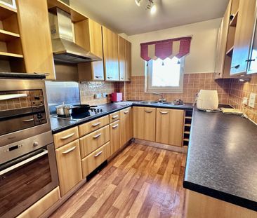 Lakeside Boulevard - Photo 6