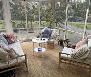 Ljust och välplanerat hus med sjöutsikt i Värmdö! - Photo 1