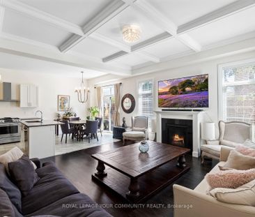 For Lease - 8 Duncombe Lane, Richmond Hill, Ontario - Photo 3