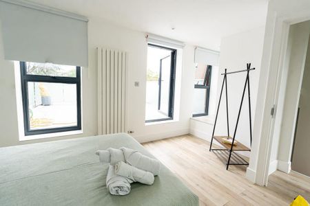 3 bedroom apartment to rent - Photo 5