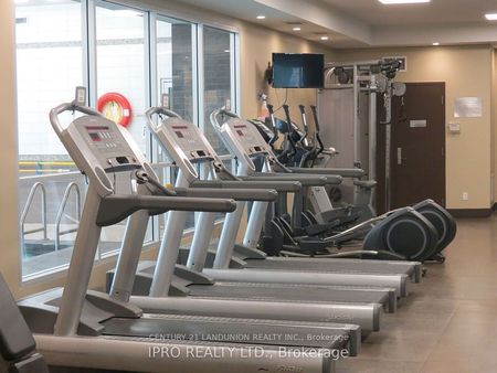 For Lease - 1 Jarvis Street Unit# 816, Hamilton, Ontario - Photo 2