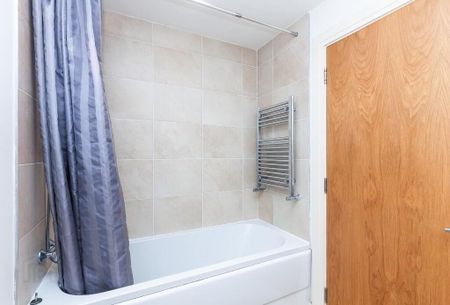 3 James Clow Building, Princes Street, Belfast, BT1 3AA - Photo 2