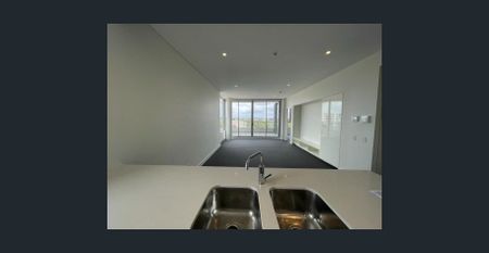 Modern 2 Bedroom Apartment in Zetland (Above Woolworths) - Photo 4
