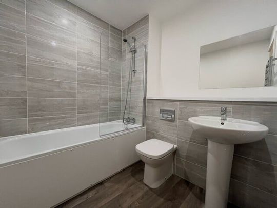 2 bedroom flat to rent - Photo 1