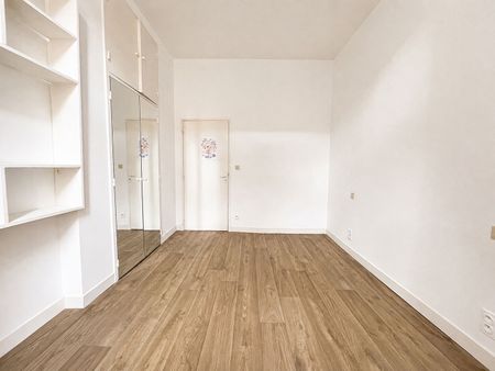 Location Appartement 4 pièces 141m² - Photo 5