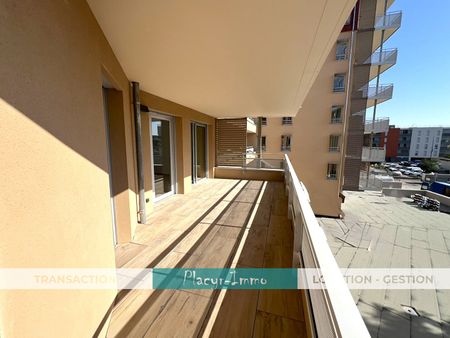 Location Appartement 3 pièces 84m² - Photo 5