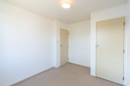 115 Sherwill Street West - Photo 5