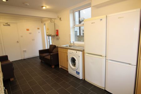 5 Bed Semi-Detached House, Osborne Road, BN1 - Photo 5