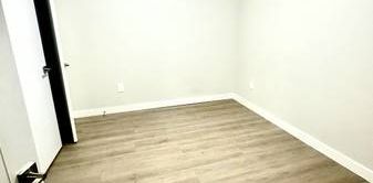 2 Beds 1 Bath - Basement - Corner Meadows - Photo 2