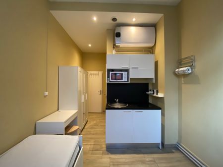 Location Appartement 1 pièce 13m² LYON 3ème - Photo 3