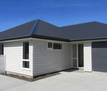 SOMERFIELD - 2 BEDROOM - Photo 5