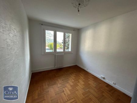 Location Appartement 3 pièces 52m² ST EGREVE 38120 - Photo 4