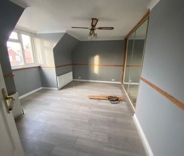 5 bedroom detached house to rent - Photo 5