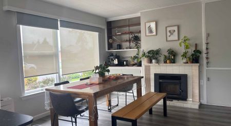 3 Bedroom Allenton Home - Photo 2