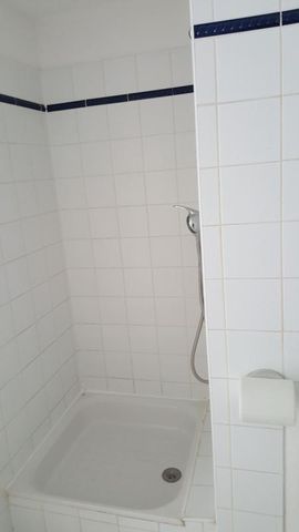 Studio 23.94 m², kitchenette équipée, avec balcon. - Photo 2