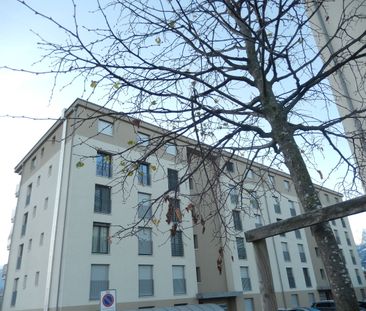 SUPERBE 3 ½ PIECES - Etage élevé et superbe vue sur les préalpes ! - Photo 6