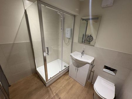 2 bedroom apartment to rent - Photo 5