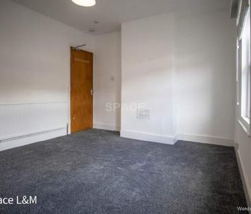 4 bedroom property to rent in Reading - Photo 5