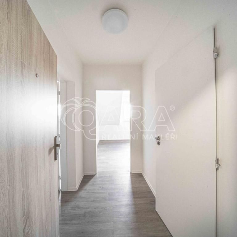 Pronájem bytu 2+kk 41 m2 - Fotografie 1