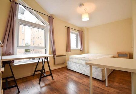 Cyclops Mews, Canary Wharf, London, E14 - Photo 5