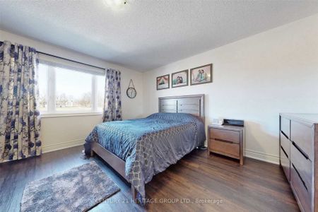 Detached Home For Lease | N8145486 - Photo 4