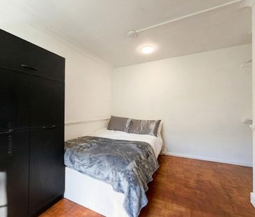 House share to rent - Photo 2