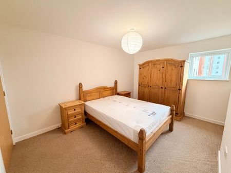 2 bedroom flat to rent - Photo 4
