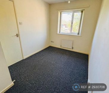 2 bedroom semi-detached house to rent - Photo 3