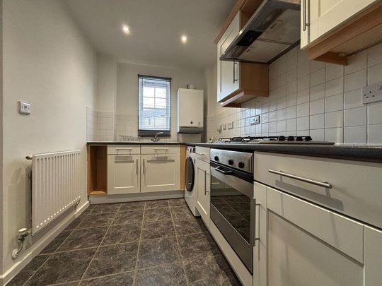 2 bedroom flat to rent - Photo 1