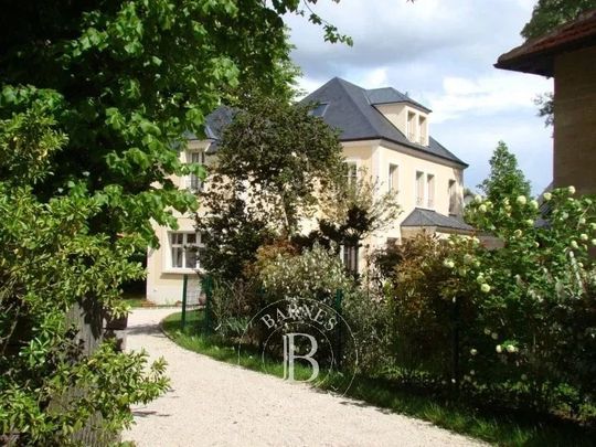 Maison • Ibis - Photo 1