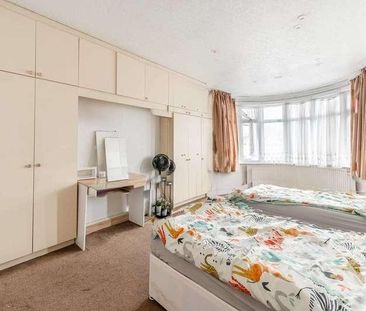 Pinner Road, Harrow, HA1 - Photo 2