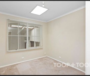 FAMILY HOME IN THE HILLS - Photo 4