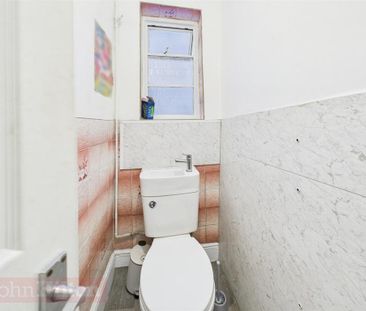 6 bedroom terraced house to rent - Photo 2