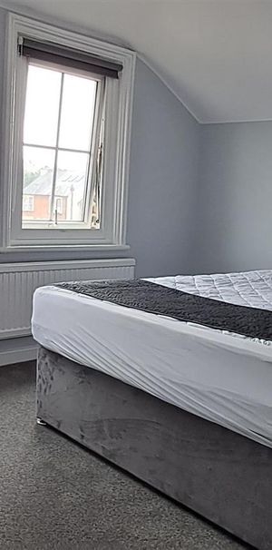 1 bed flat to rent in Bushey Grove Road, Bushey, WD23 - Photo 1