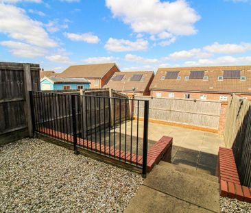 2 bedroom terraced house to rent - Photo 1