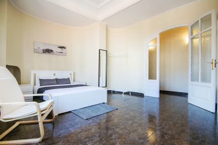 Carrer de Sant Valero, Valencia, Valencian Community 46005 - Photo 4