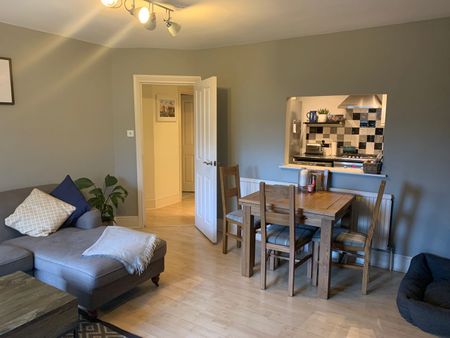 2 Bed Flat, Sydenham Road Cotham, BS6 - Photo 4