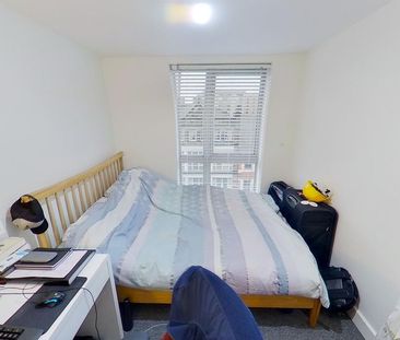 2 bedroom flat to rent - Photo 3