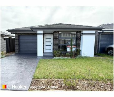 MODERN HOME LOCATED IN AUSTRAL - Photo 2