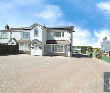 Common Side Farm, New Road, Old Snydale, Pontefract, WF7 - Photo 5