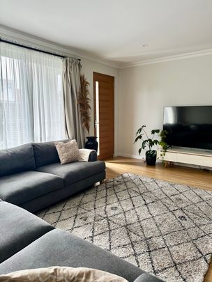 Woodville West - Photo 1